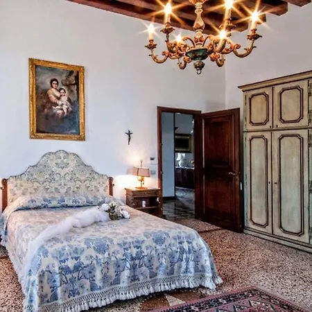 Dimora Storica Di Lusso A